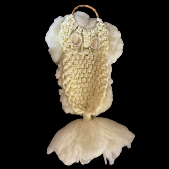 Vintage Fuzzy Macrame Owl - Picture 10 of 11